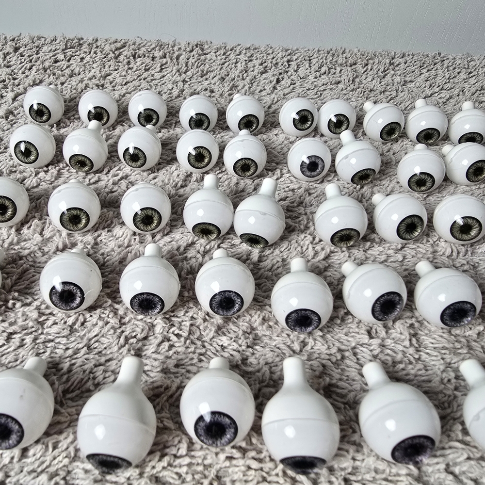 Vintage Tallina's 16 mm Acrylic Doll Eyes
